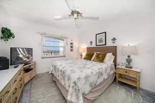 9815 Harrell Ave, Treasure Island, FL 33706 - Photo 12