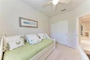 3810 82nd Ave Cir E, Sarasota, FL 34243 - Photo 24