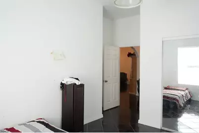 7040 Lumberton Road, Zephyrhills, FL 33540 - Photo 12