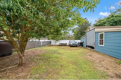 37738 Amelia Avenue, Dade City, FL 33525 - Photo 14