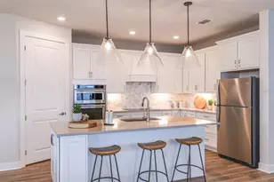 10321 Spruce River Wy, Parrish, FL 34219 - Photo 4