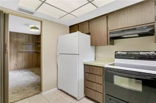 820 Ambassador Loop, Tampa, FL 33613 - Photo 16