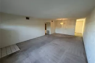 2451 Canadian Way, Clearwater, FL 33763 - Photo 4