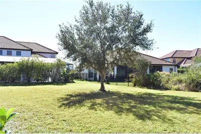 20104 Pond Spring Way, Tampa, FL 33647 - Photo 32