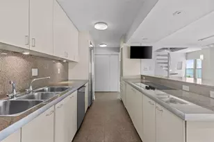 2401 Bayshore Blvd, Tampa, FL 33629 - Photo 14