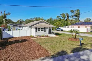 8120 El Portal Dr, Tampa, FL 33604 - Photo 46