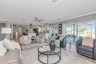 2001 Massachusetts Ave NE, Saint Petersburg, FL 33703 - Photo 10