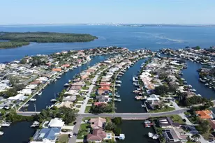2001 Massachusetts Ave NE, Saint Petersburg, FL 33703 - Photo 76