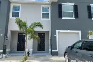 8868 Milestone Dr, Sarasota, FL 34238 - Photo 1