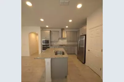 10715 New Morning Drive, Tampa, FL 33647 - Photo 6