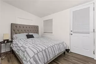 904 Lakeview Rd, Clearwater, FL 33756 - Photo 14