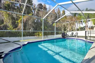 28701 Falling Leaves Way, Wesley Chapel, FL 33543 - Photo 4