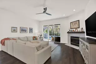 28701 Falling Leaves Way, Wesley Chapel, FL 33543 - Photo 18