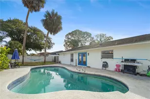 7523 Barry Rd, Tampa, FL 33634 - Photo 4