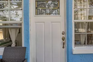 1025 11th Ave NW, Largo, FL 33770 - Photo 12