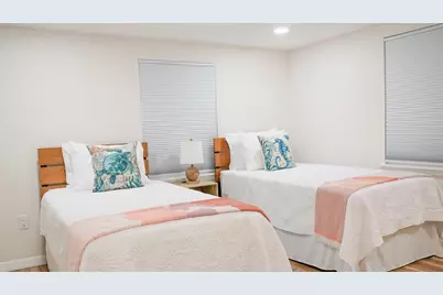 6445 2nd Avenue S, Saint Petersburg, FL 33707 - Photo 42