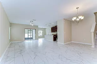 2718 Garden Falls Dr, Brandon, FL 33511 - Photo 4