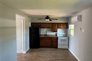2807 41st Ave N, Saint Petersburg, FL 33714 - Photo 1