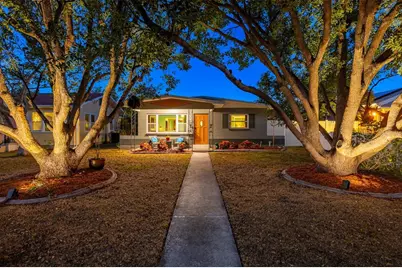 3721 4th Avenue N, Saint Petersburg, FL 33713 - Photo 1