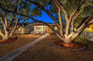 3721 4th Ave N, Saint Petersburg, FL 33713 - Photo 2