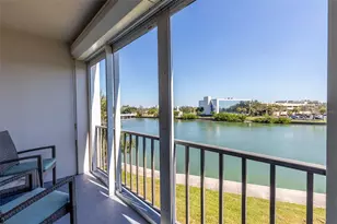 7405 Bay Island Dr S, South Pasadena, FL 33707 - Photo 8