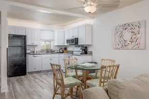 7405 Bay Island Dr S, South Pasadena, FL 33707 - Photo 12