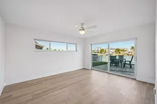 11055 6th St E, Treasure Island, FL 33706 - Photo 20