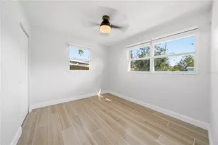 4234 Des Moines St NE, Saint Petersburg, FL 33703 - Photo 28