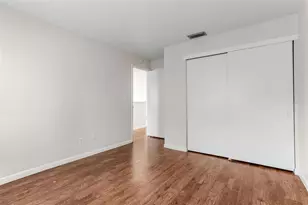 2078 Loma Linda Way N, Clearwater, FL 33763 - Photo 18