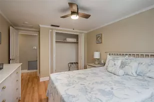 8240 144th Ln, Seminole, FL 33776 - Photo 38