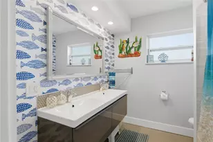 8288 137th Ln, Seminole, FL 33776 - Photo 16