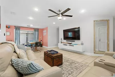 8288 137th Lane, Seminole, FL 33776 - Photo 6