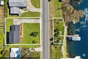 1218 Lake Ariana Blvd, Auburndale, FL 33823 - Photo 4