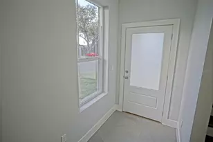 726 W 12th St, Lakeland, FL 33805 - Photo 8