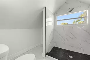 2220 Davis St, Tampa, FL 33605 - Photo 18