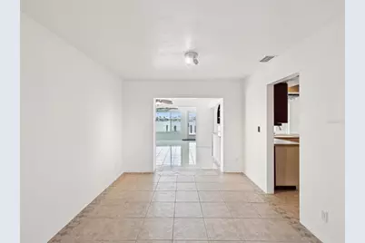 11549 48th Avenue N, Saint Petersburg, FL 33708 - Photo 6