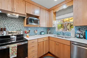 1109 Commodore St, Clearwater, FL 33755 - Photo 10