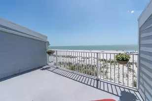 12274 1st St W, Treasure Island, FL 33706 - Photo 28