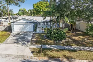 7227 118th Cir, Largo, FL 33773 - Photo 2