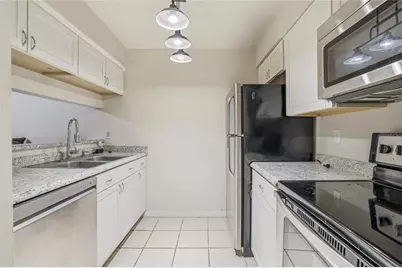 4004 Nestle Oaks Place #203, Tampa, FL 33613 - Photo 18