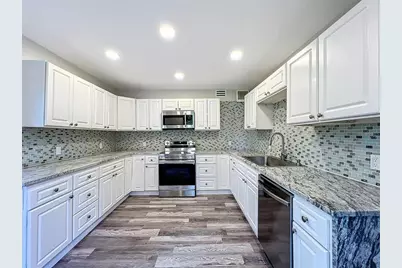 210 15th Street E, Bradenton, FL 34208 - Photo 20