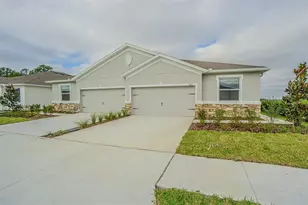 31423 Paper Birch St, Wesley Chapel, FL 33545 - Photo 2