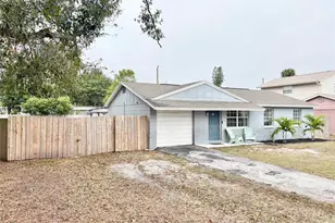 8854 85th St, Seminole, FL 33777 - Photo 2