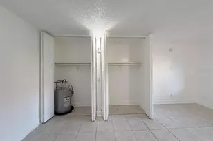 3301 58th Ave S, Saint Petersburg, FL 33712 - Photo 8