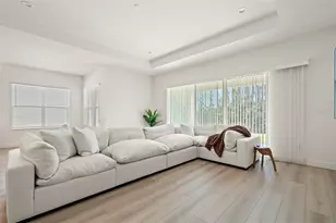 32208 Rosewood Meadow Ln, Wesley Chapel, FL 33543 - Photo 12