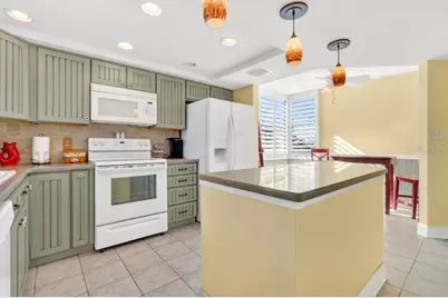 1328 Pasadena Avenue S #308, South Pasadena, FL 33707 - Photo 2