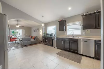 31203 Hannigan Place, Wesley Chapel, FL 33543 - Photo 22