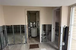 8780 43rd Ave N, Saint Petersburg, FL 33709 - Photo 12