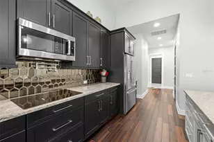 3211 Moran Rd, Tampa, FL 33618 - Photo 20