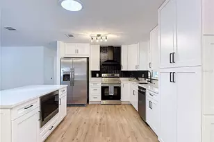 3551 Oakwood Dr, Wesley Chapel, FL 33543 - Photo 20